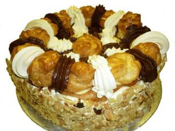 Profiterole Gateaux